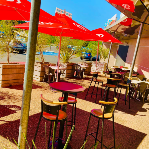 Restaurant Nontron - Restaurant Centre Commercial Super U Nontron - Brasserie Le QG - bon restaurant NONTRON